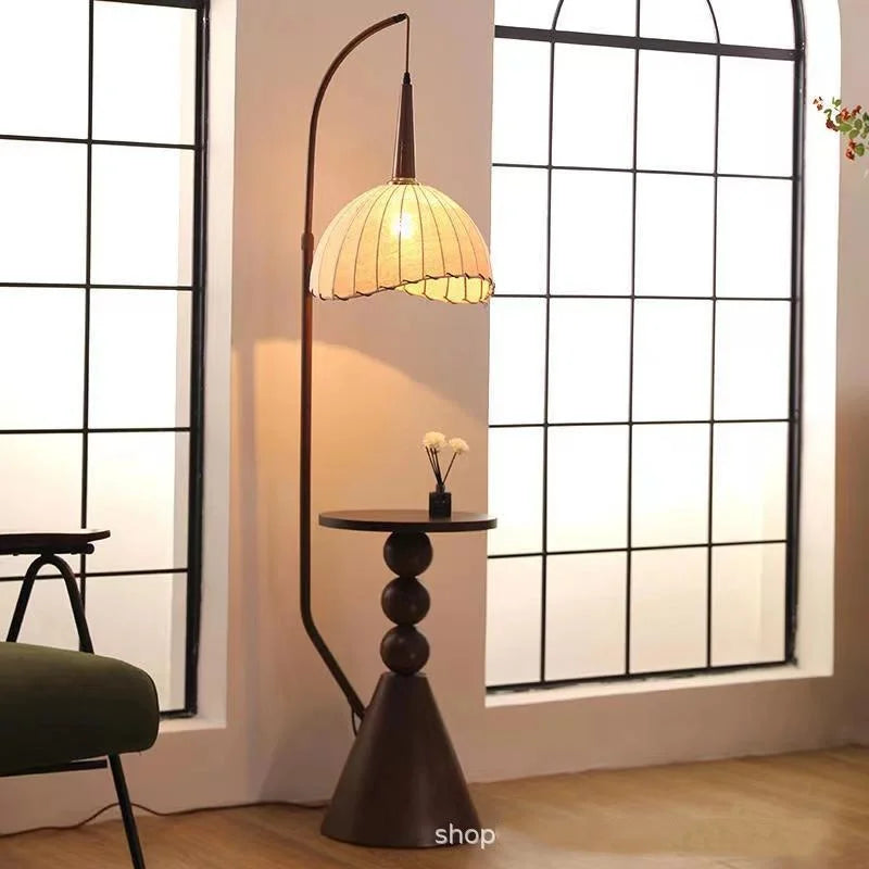 Living Room Floor Lamp French Antique Style Wabi Sabi Style Fire New Chinese Retro Bedside Lamp Shelf Light 2024 New