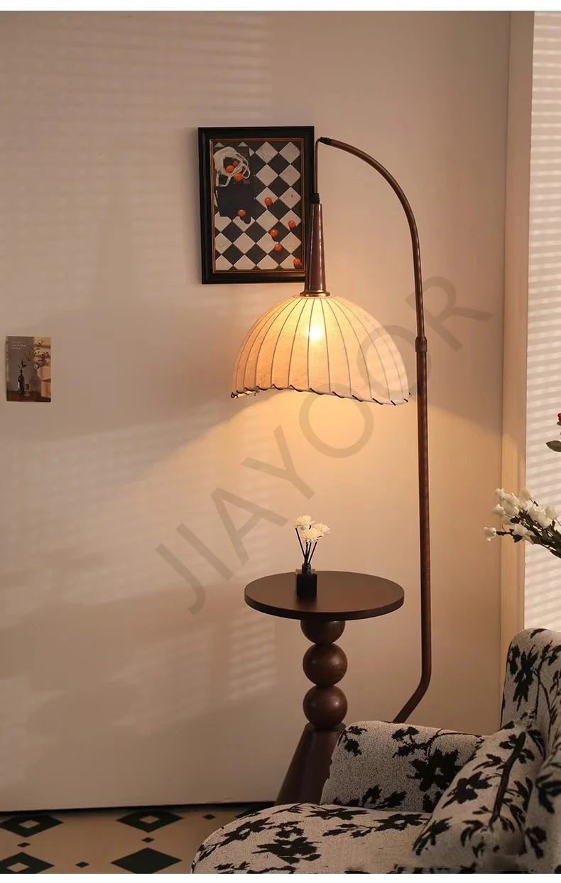 Living Room Floor Lamp French Antique Style Wabi Sabi Style Fire New Chinese Retro Bedside Lamp Shelf Light 2024 New